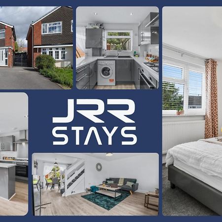 Wolverhampton - Amazing 3 Bedroom, Sleeps 6, Wi-Fi - Jrr Stays Экстерьер фото